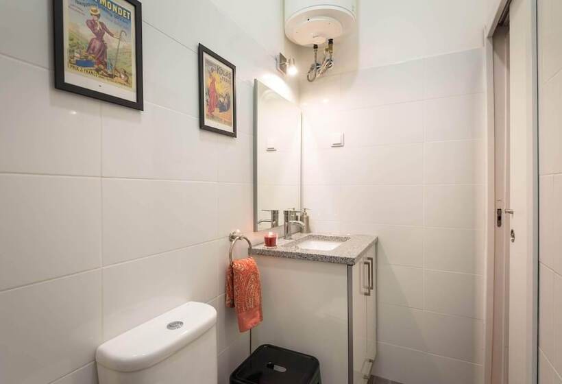 پانسیون Feel At Home Lisboa