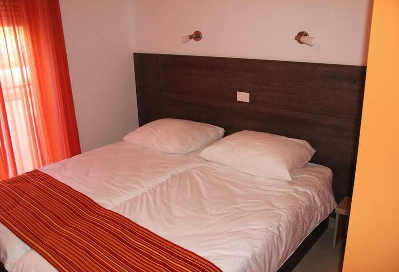 پانسیون Guesthouse Ošterija