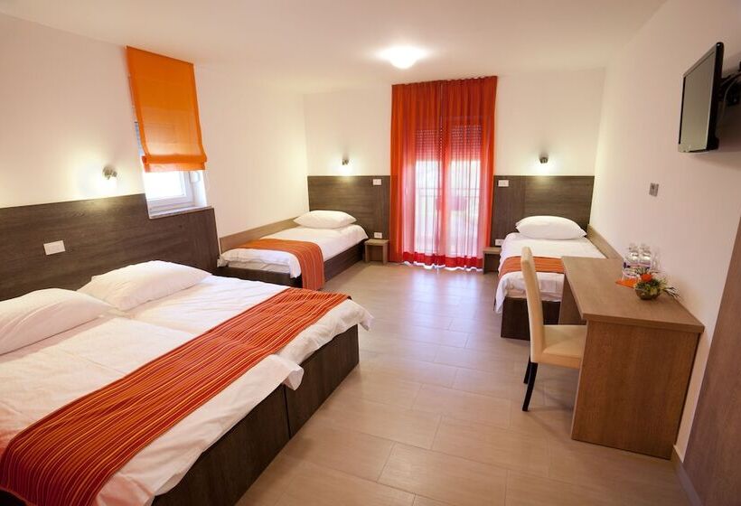 پانسیون Guesthouse Ošterija