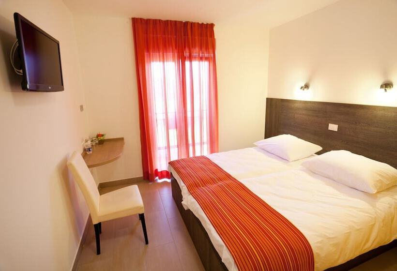 پانسیون Guesthouse Ošterija