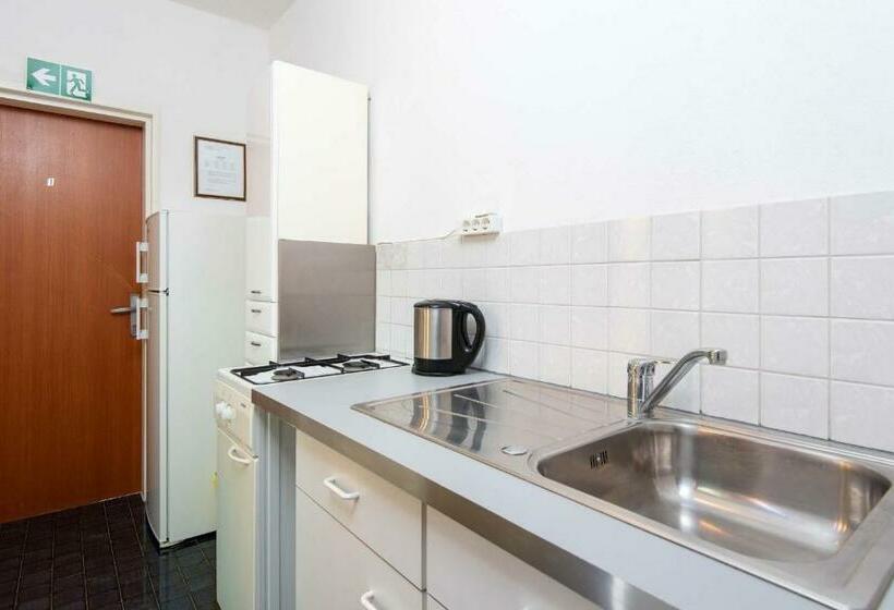 פנסיון Guesthouse Papica