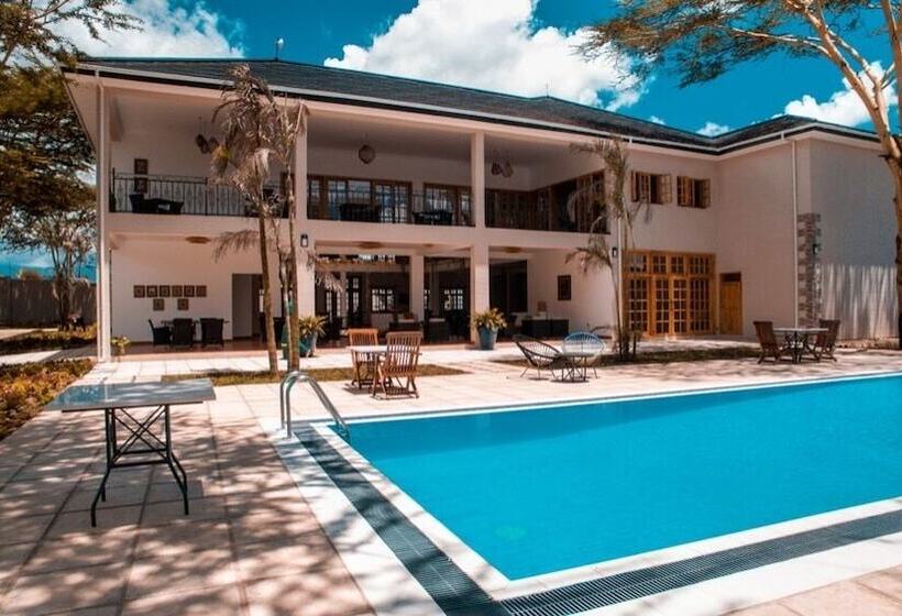 پانسیون Kahawa House