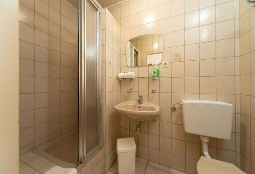 بنسيون Landgasthof Veitenhäuser