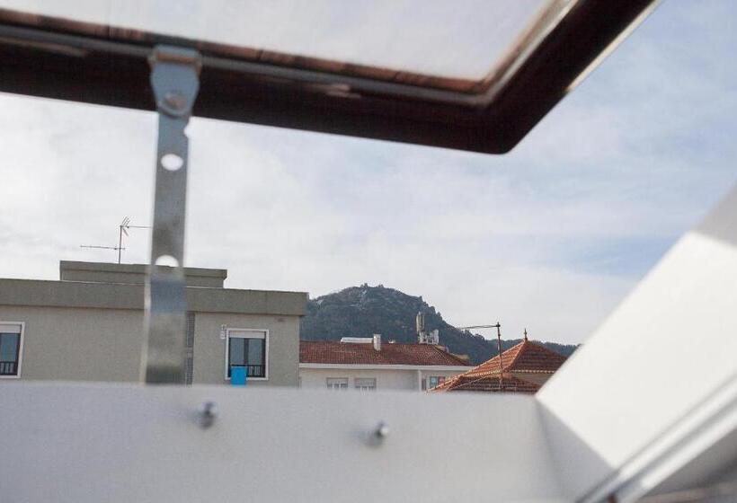 پانسیون Mouralua