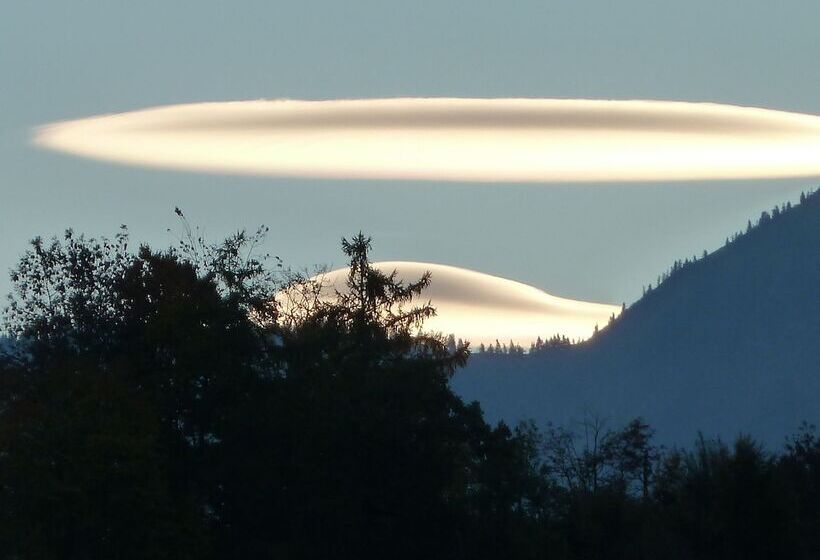 ペンション Restaurant Sunnmatt