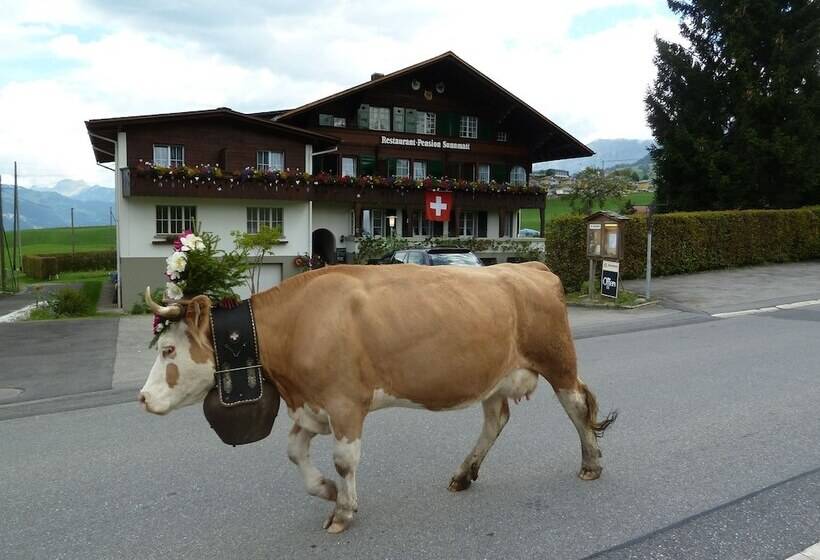 ペンション Restaurant Sunnmatt