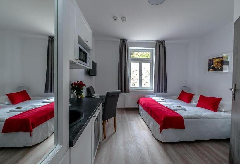 پانسیون Willa Tęcza