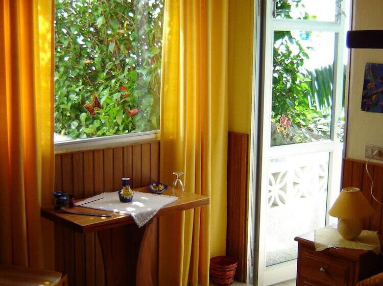 ペンション Willkommen Im Paradies   Welcome In Paradise   Bienvenidos Al Paraíso