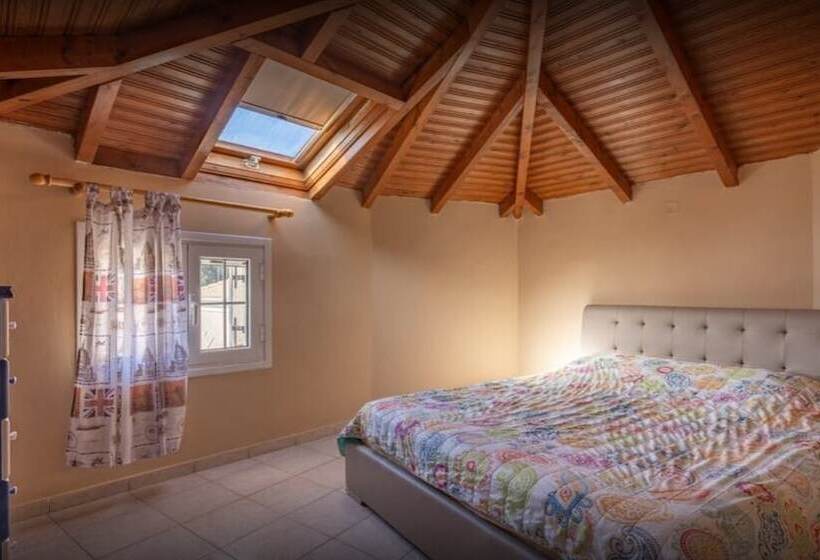 ペンション Xara Apartments