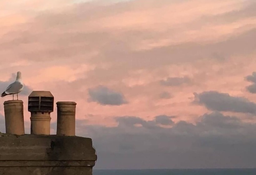 ベッドアンドブレックファースト Coast Accommodation