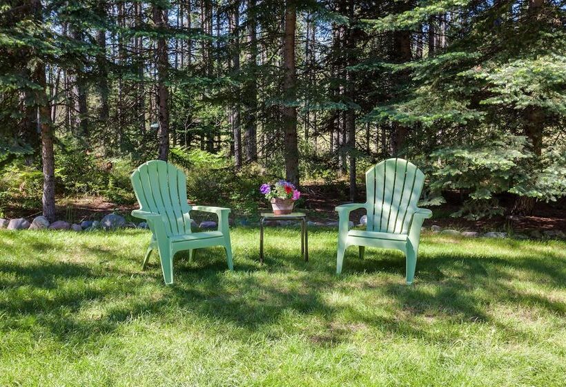 مبيت وإفطار Moss Mountain Inn