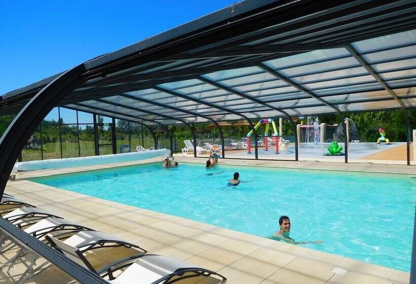 فندق Camping Campilo