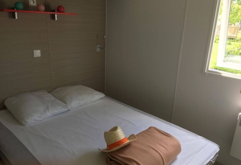 فندق Camping Campilo