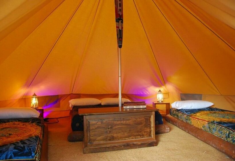 ホテル Camping El Roble