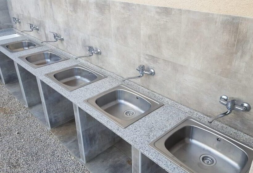 ホテル Camping El Roble