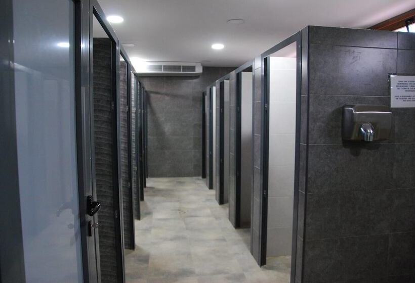 ホテル Camping El Roble