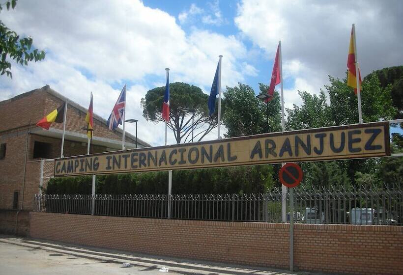 هتل Aranjuez Camping & Bungalows