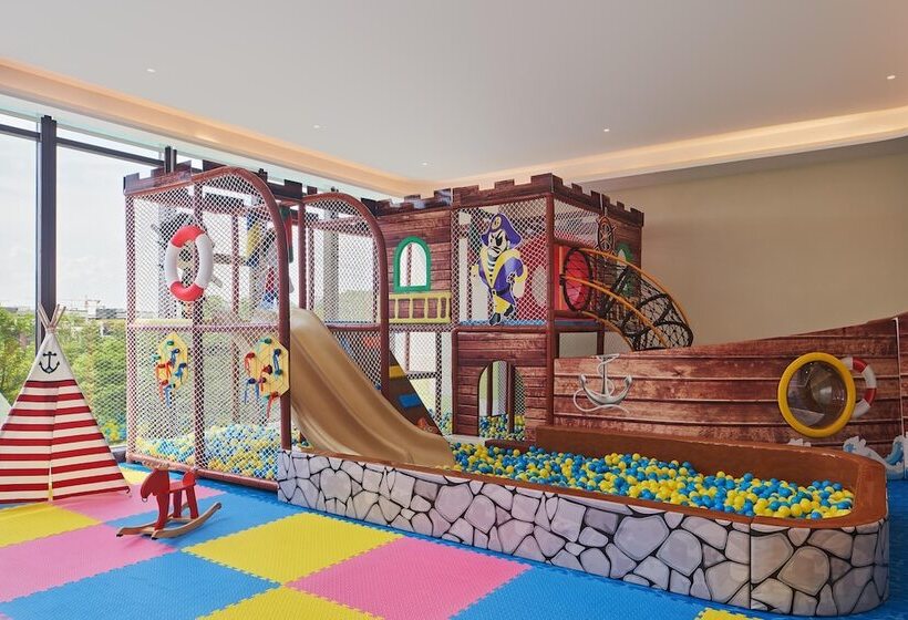 Hotel Four Points By Sheraton Guangdong, Heshan