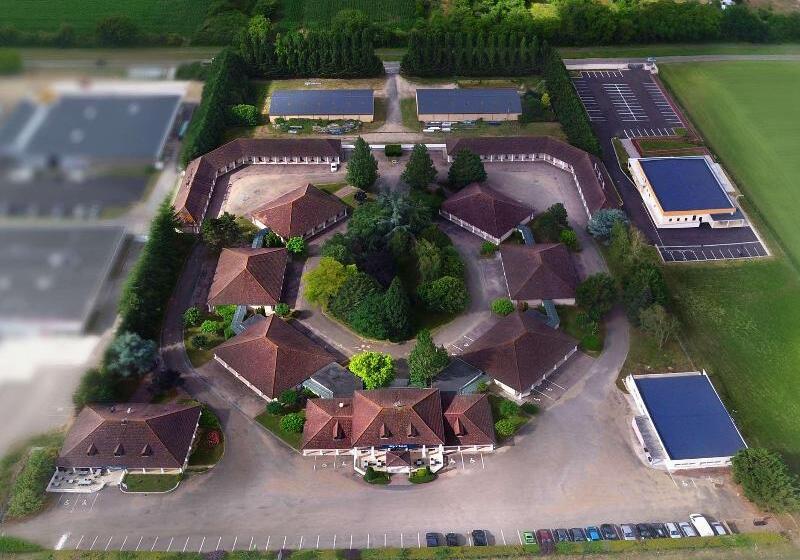 ホテル Kyriad Sens