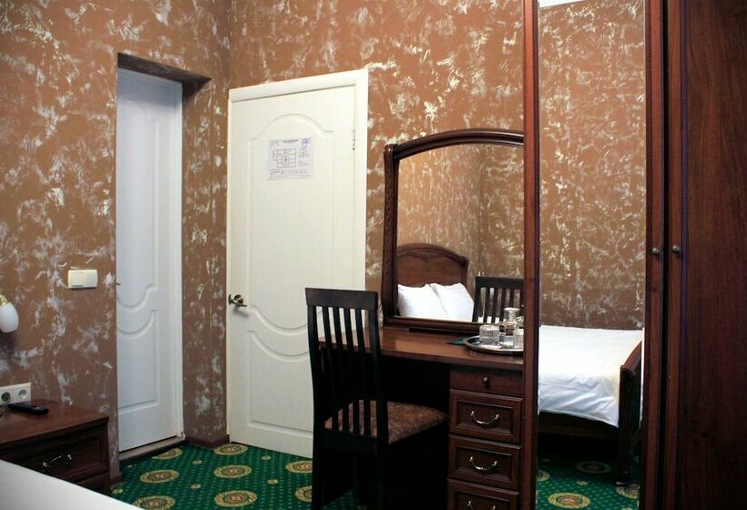 هتل Seven Hills Lubyanka