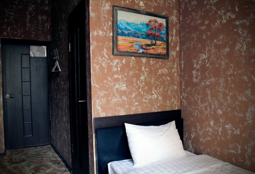 هتل Seven Hills Lubyanka