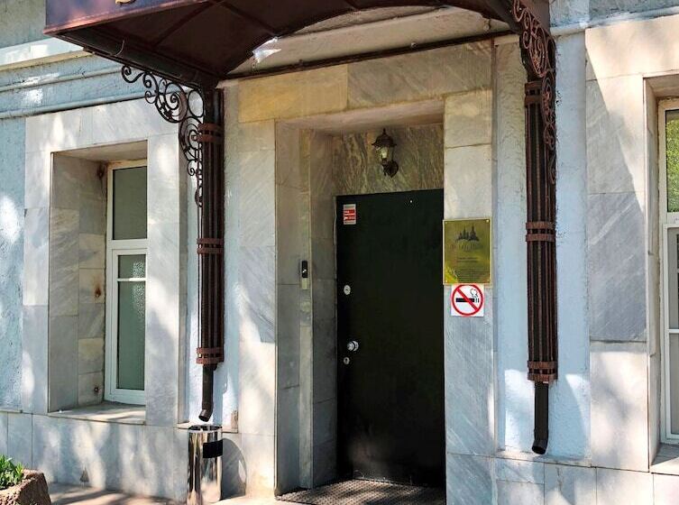 هتل Seven Hills Lubyanka