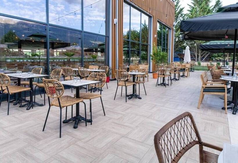 בית מלון כפרי Woods  Genevethoiry