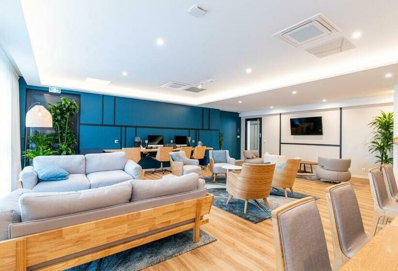 בית מלון כפרי Woods  Genevethoiry