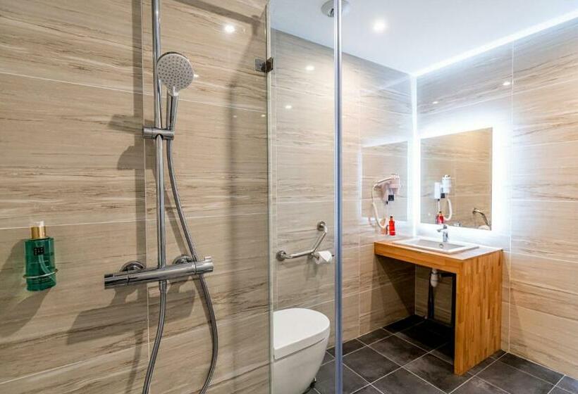 בית מלון כפרי Woods  Genevethoiry