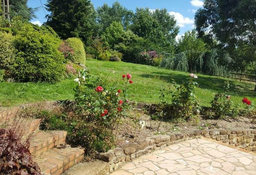 ペンション Camden House