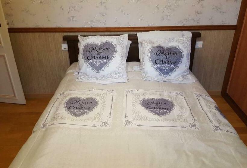 ペンション Camden House