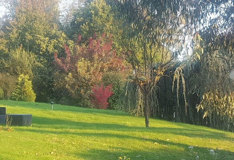 ペンション Camden House