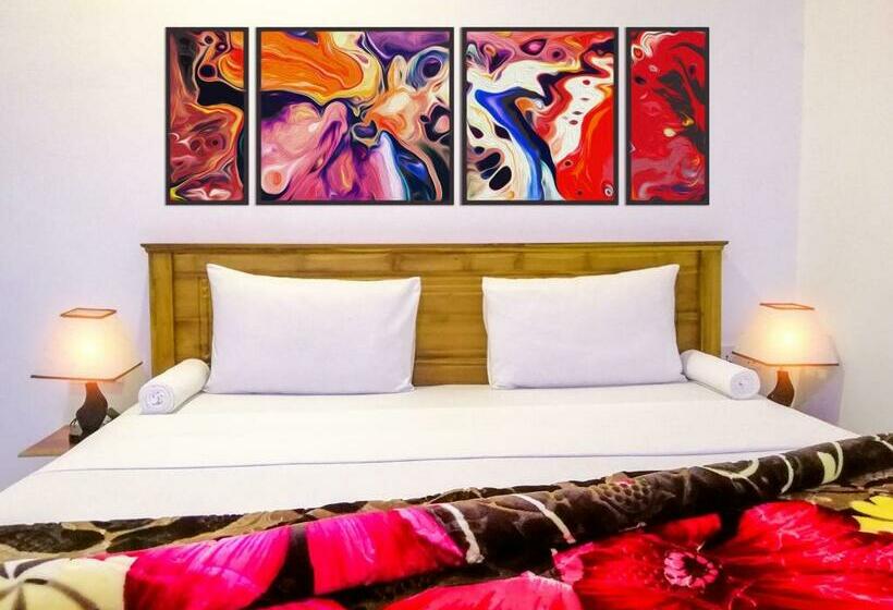 Пансион Heaven Hills Guest House