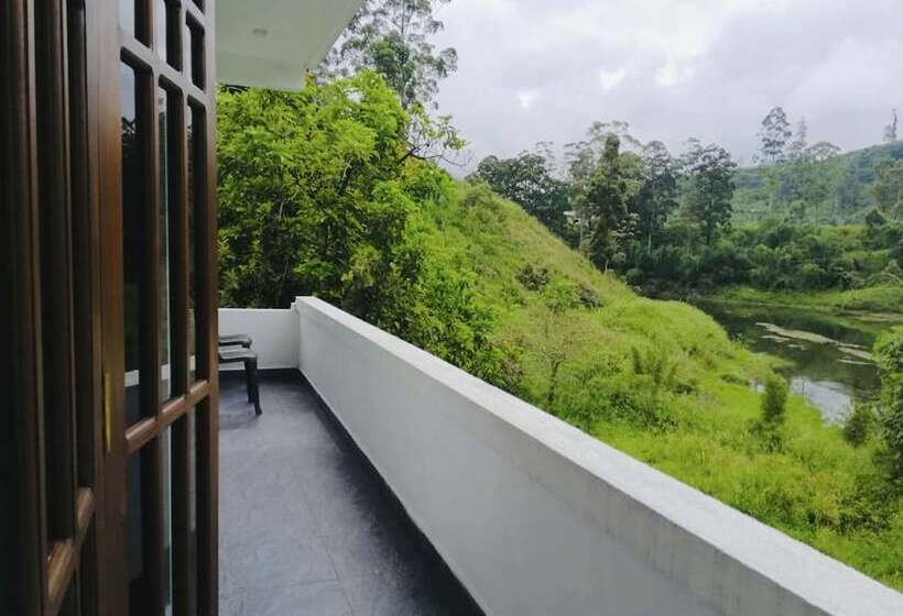 Пансион Heaven Hills Guest House