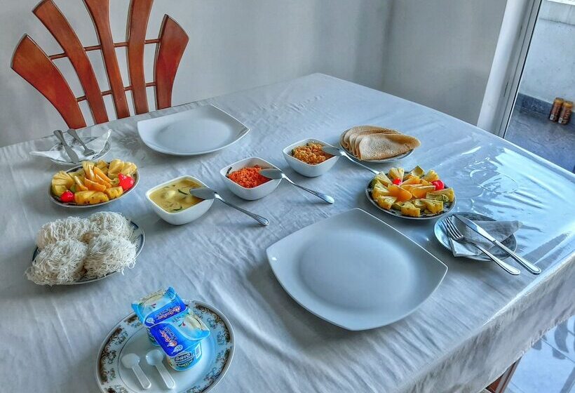 Пансион Heaven Hills Guest House