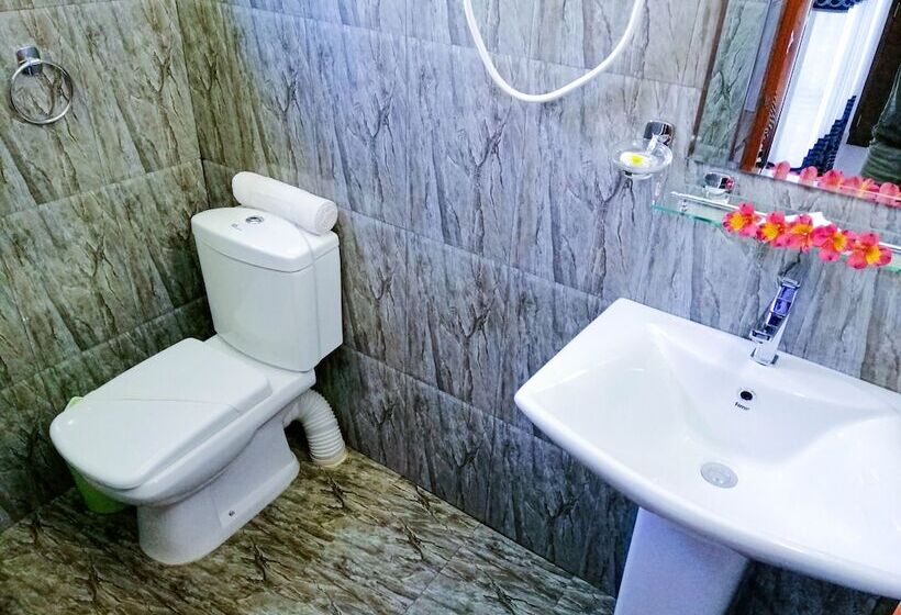 Пансион Heaven Hills Guest House