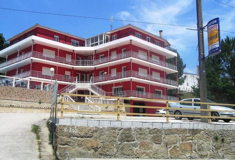 פנסיון Hostal Montreal