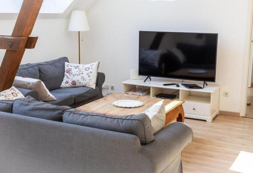 پانسیون Landhof Potsdam