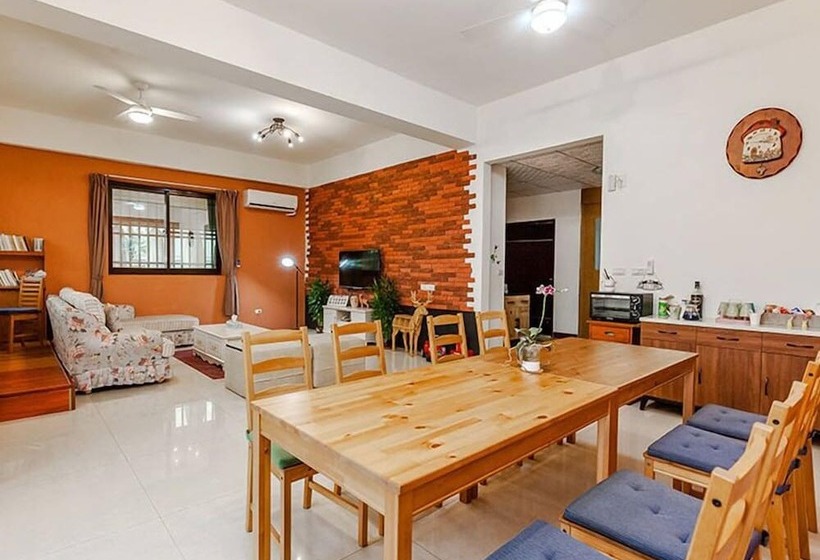 پانسیون Moonlight