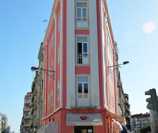 ペンション Rooms Fado