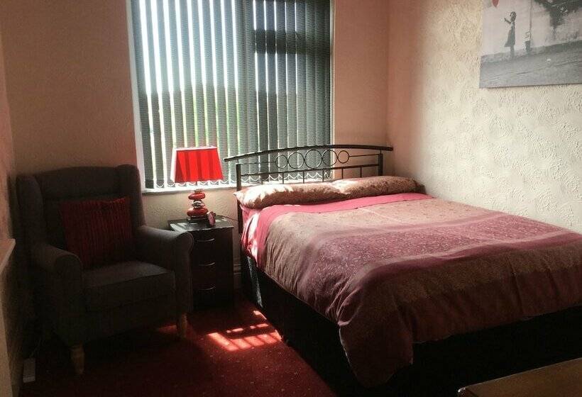 פנסיון Southcroft