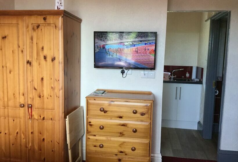 פנסיון Southcroft