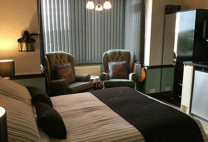 פנסיון Southcroft