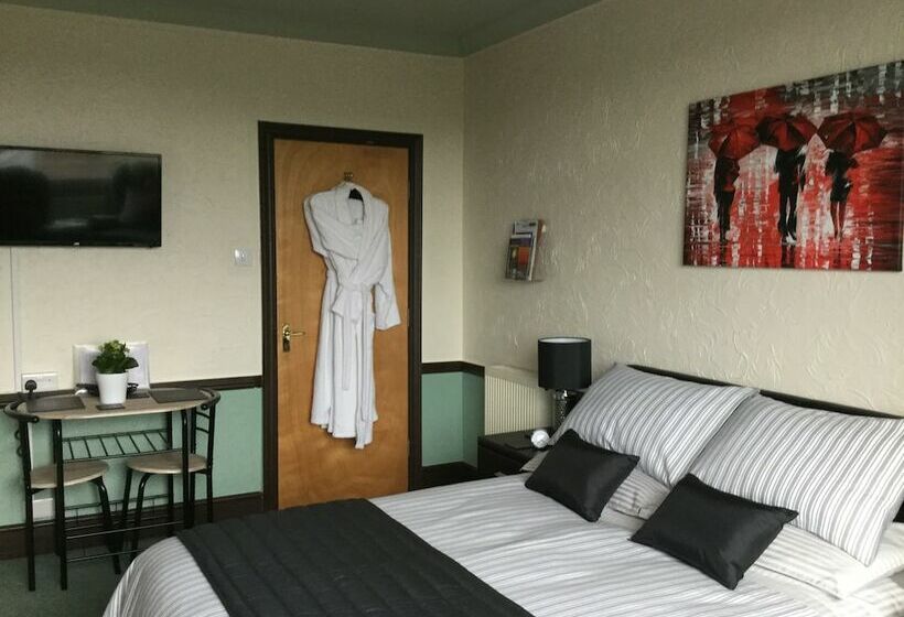 פנסיון Southcroft