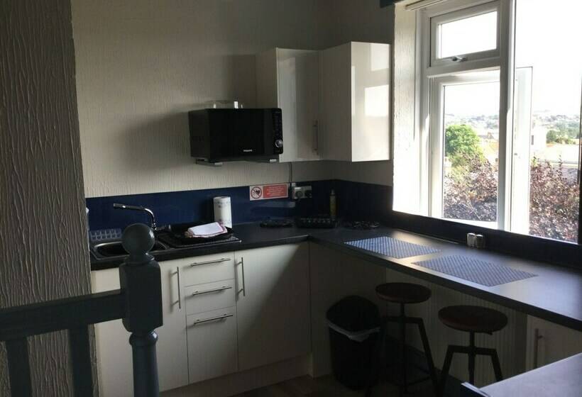 פנסיון Southcroft