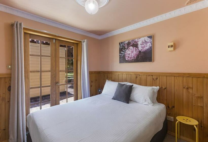 منتجع Ingenia Holidays Wairo Beach