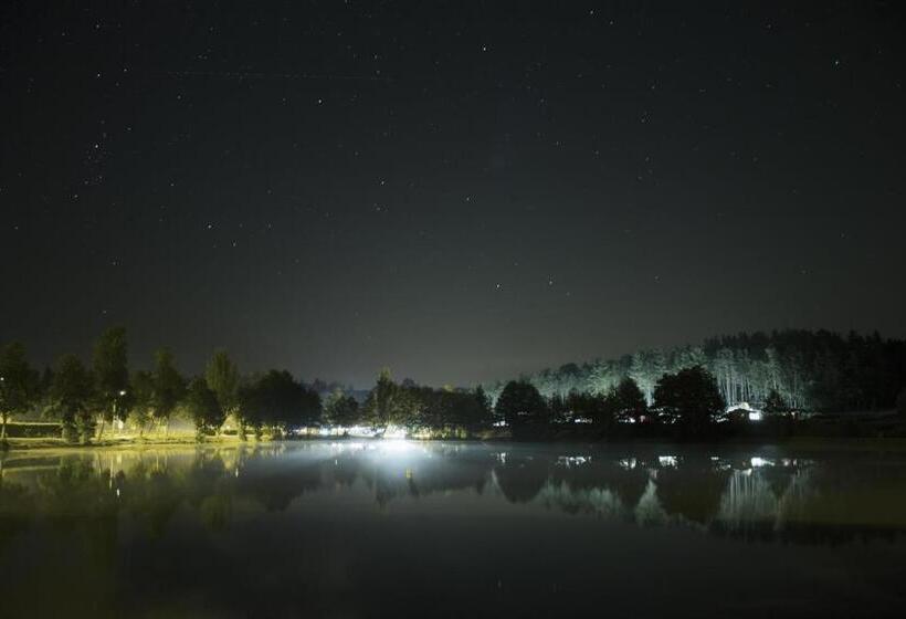 منتجع Les Chalets Du Hautforez