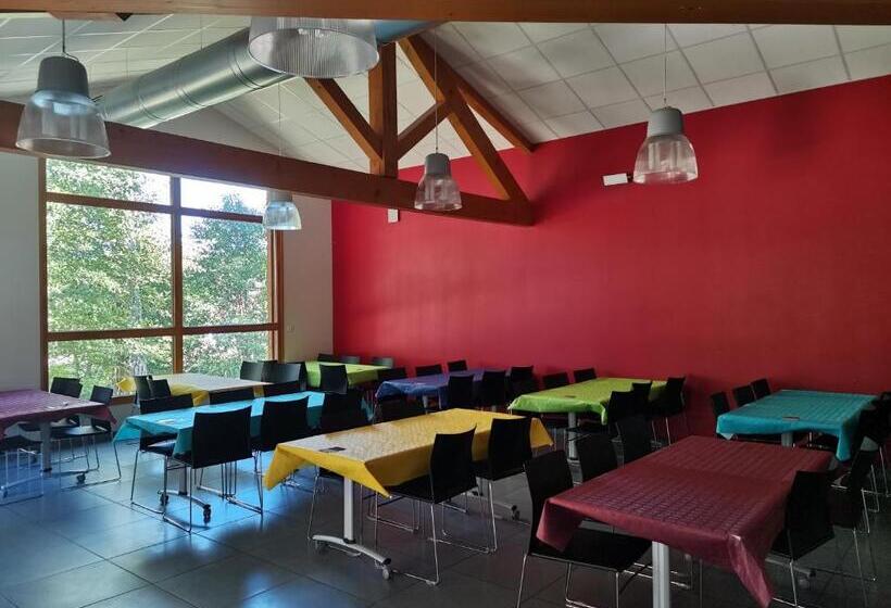 منتجع Les Chalets Du Hautforez