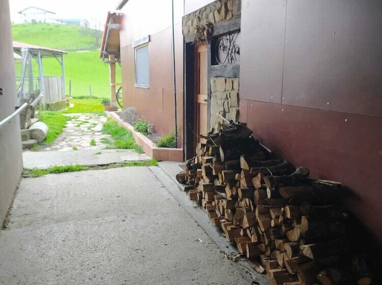 Alarpe Aterpetxea   Hostel