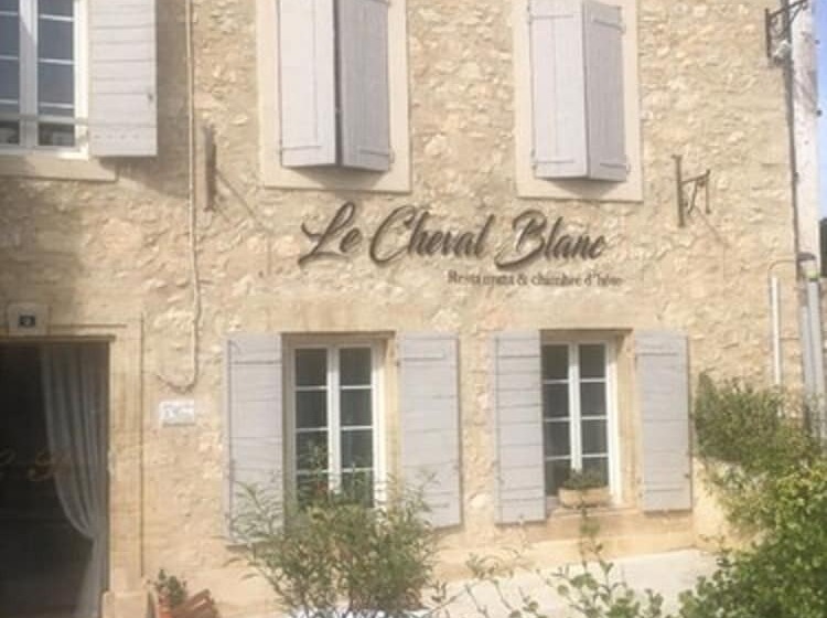 مبيت وإفطار Le Cheval Blanc
